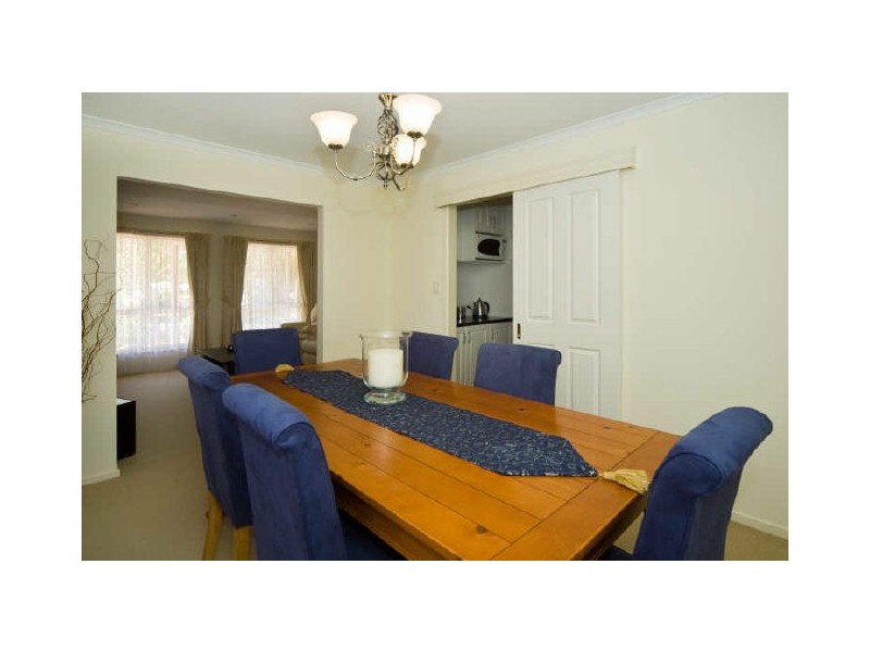 5 Corsair Close, Seaford Rise SA 5169