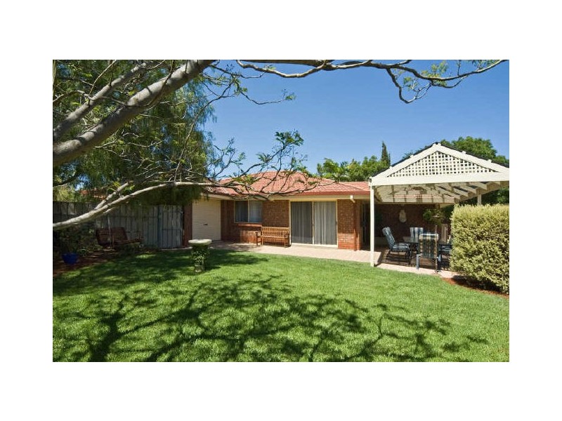 5 Corsair Close, Seaford Rise SA 5169