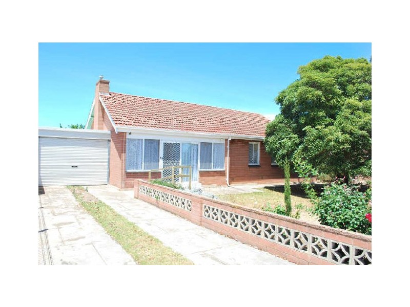 8 Claring Bould Road, Christies Beach SA 5165