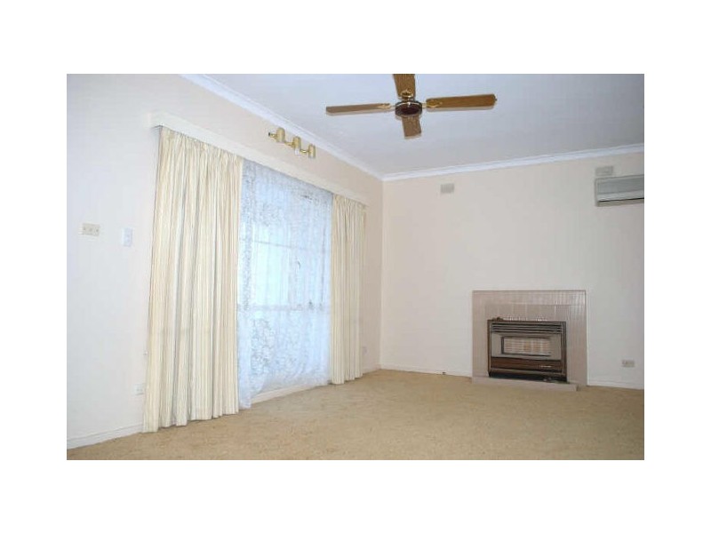 8 Claring Bould Road, Christies Beach SA 5165