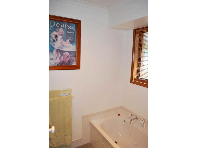 21 Waye Street, Mount Compass SA 5210