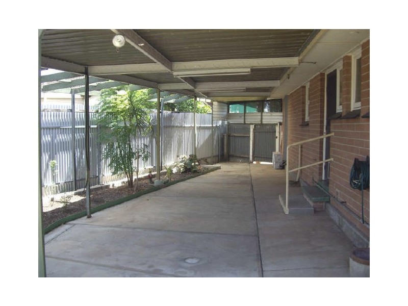 6 Brendan Street, Christie Downs SA 5164