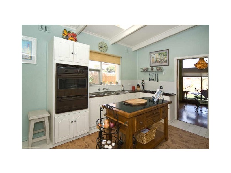 28 McKay Avenue, Christies Beach SA 5165