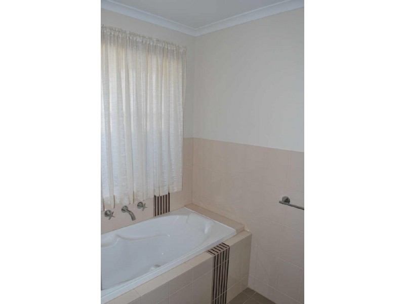 24 Corrimal Avenue, Noarlunga Downs SA 5168