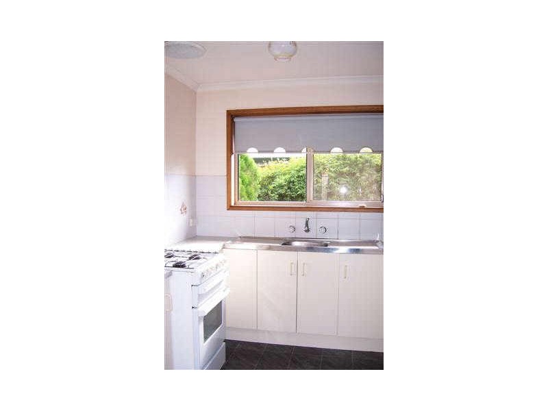 8 Seaspray Court, Seaford Rise SA 5169