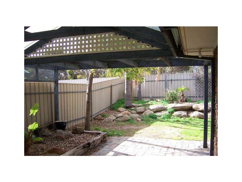 8 Seaspray Court, Seaford Rise SA 5169