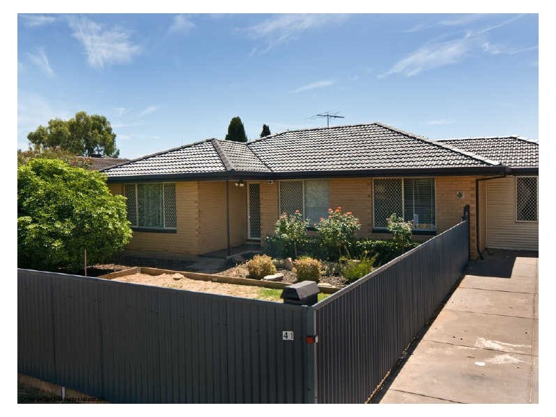 41 Beacon Crescent, Seaford SA 5169