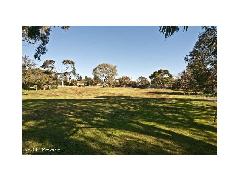 7 Gabriel Street, Christie Downs SA 5164