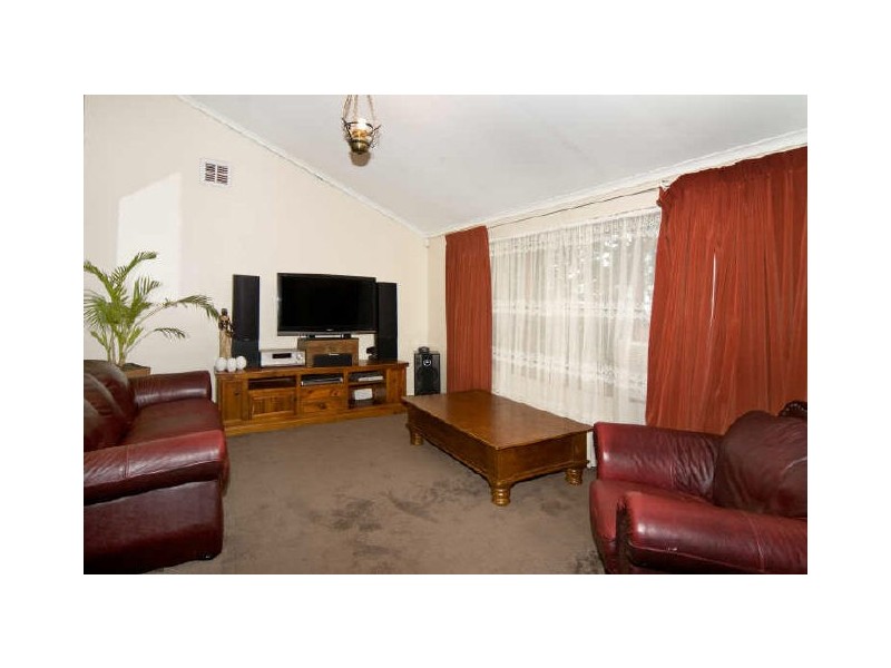 52 Maluka Drive, Happy Valley SA 5159