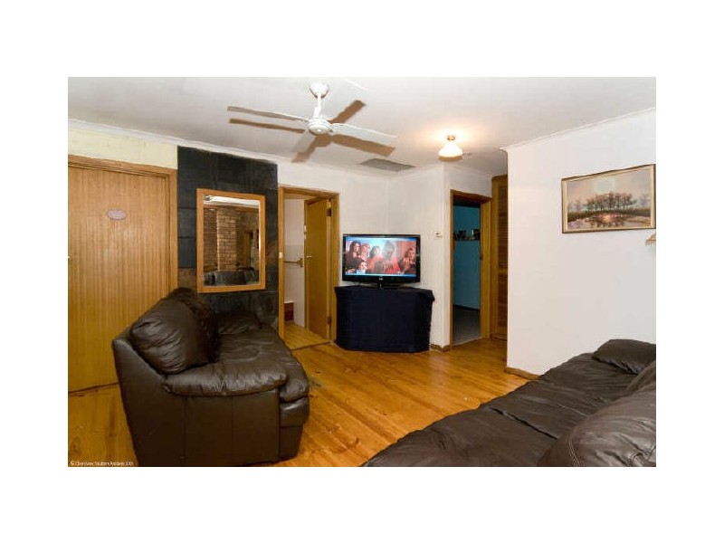 52 Maluka Drive, Happy Valley SA 5159