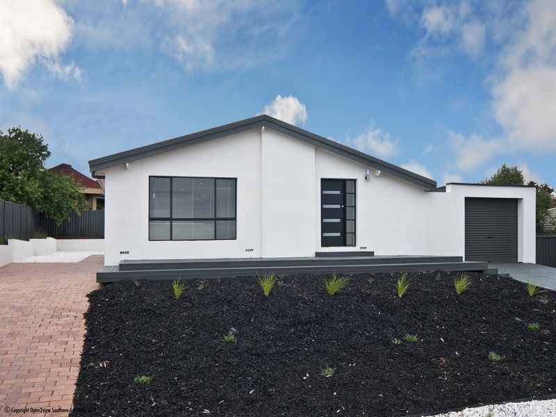 5 Kooraka Court, Hallett Cove SA 5158