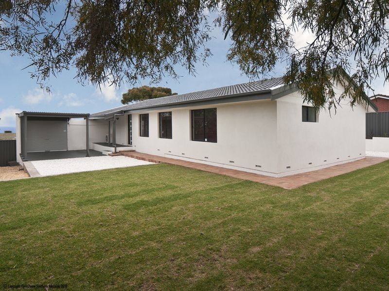 5 Kooraka Court, Hallett Cove SA 5158