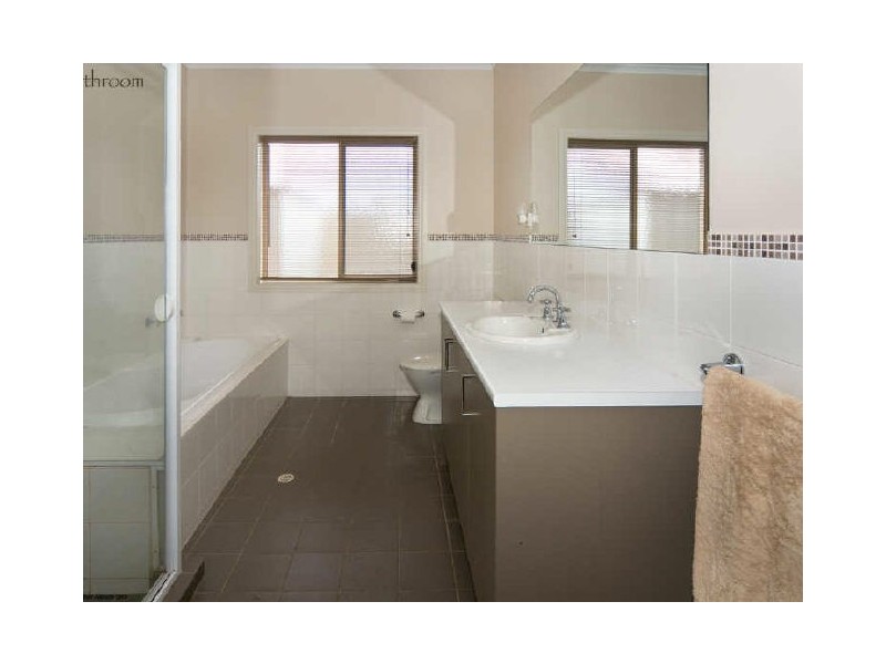 12/565 States Road, Hackham SA 5163