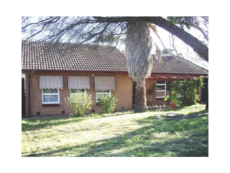 12 Tooma Street, O’sullivan Beach SA 5166
