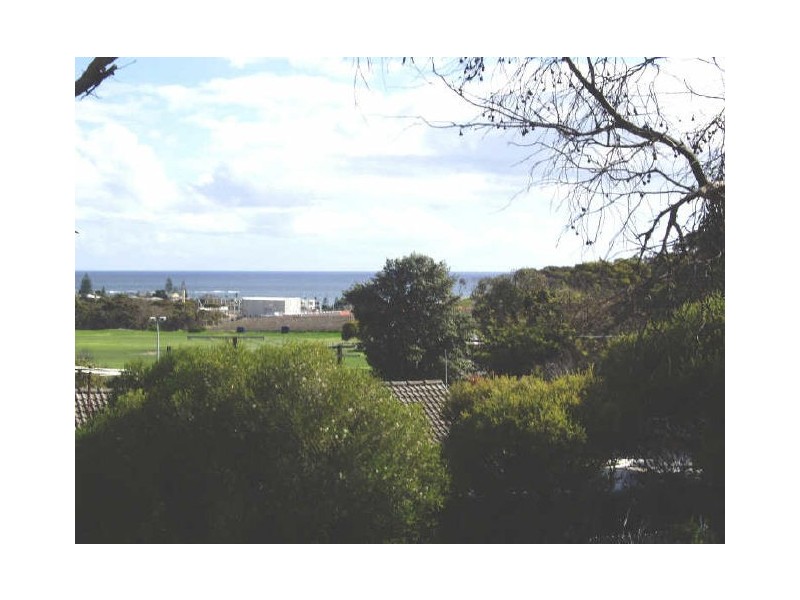 12 Tooma Street, O’sullivan Beach SA 5166