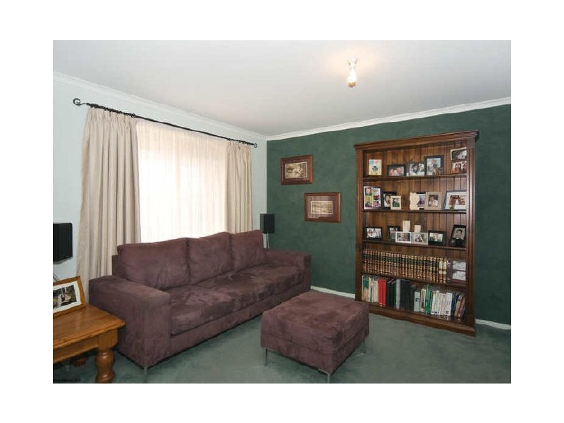 6 Chamberlain Drive, Christie Downs SA 5164