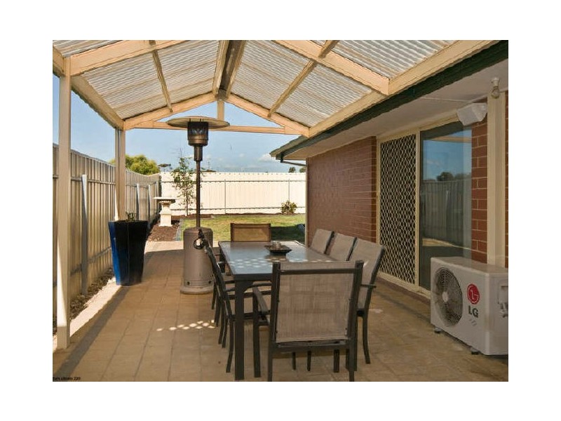 6 Chamberlain Drive, Christie Downs SA 5164