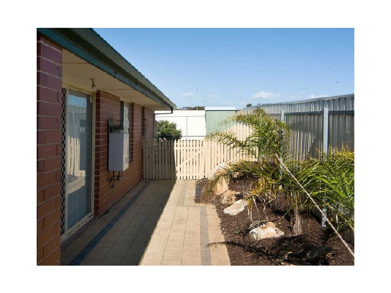 6 Chamberlain Drive, Christie Downs SA 5164