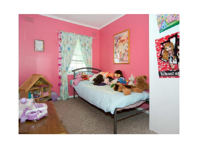 32 Christina Road, Christie Downs SA 5164