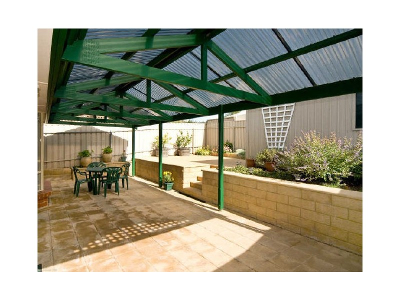 10 Drumborg Court, Woodcroft SA 5162