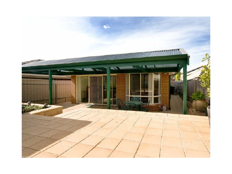 10 Drumborg Court, Woodcroft SA 5162