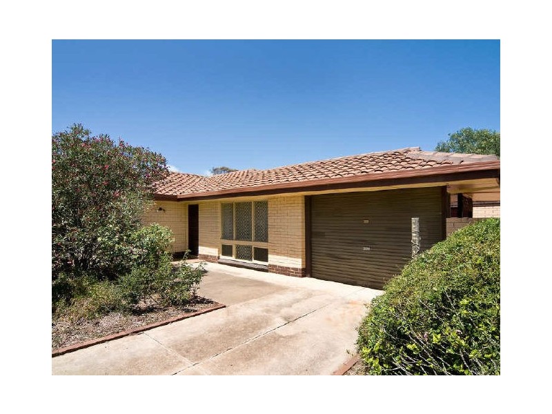 31 Haseldene Drive, Christie Downs SA 5164