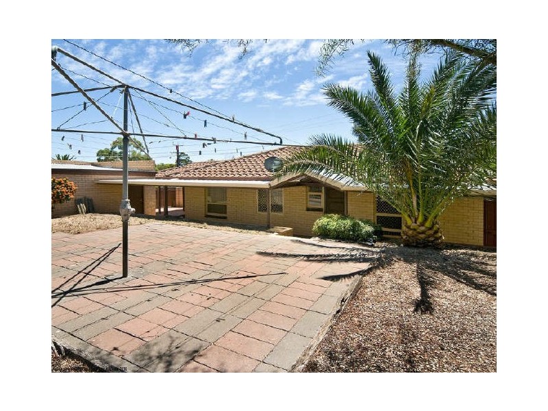 31 Haseldene Drive, Christie Downs SA 5164