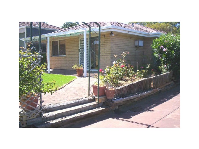 27 Central Avenue, Hallett Cove SA 5158