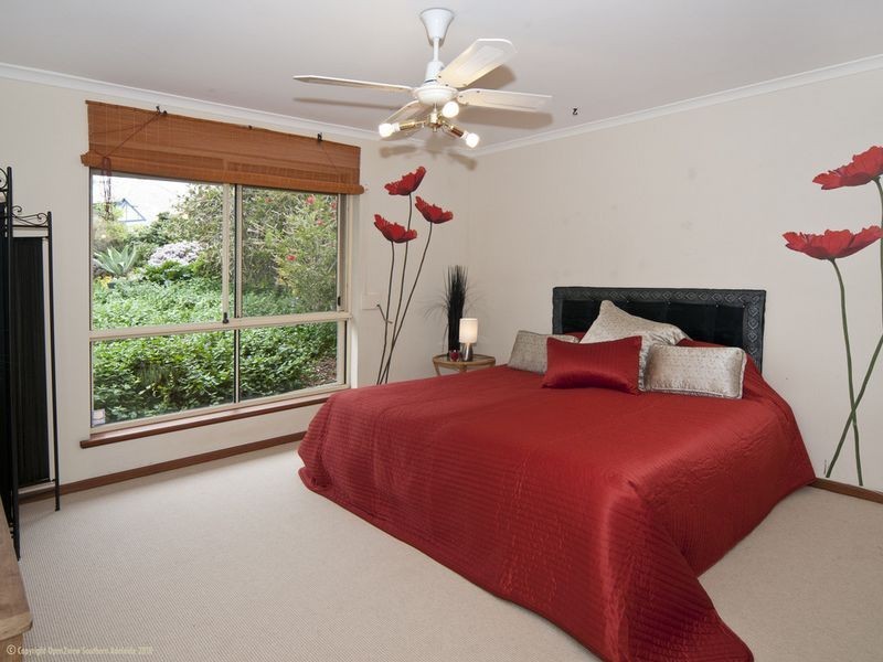 13 Goodrington Way, Moana SA 5169