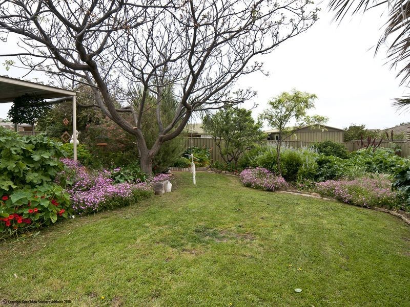 13 Goodrington Way, Moana SA 5169