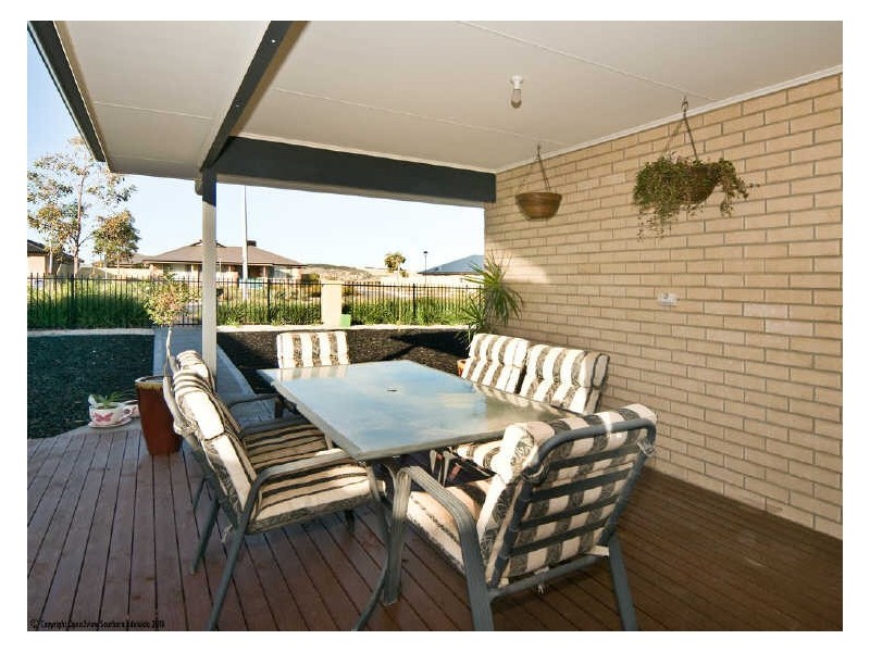 693 Grand Boulevard, Seaford Meadows SA 5169