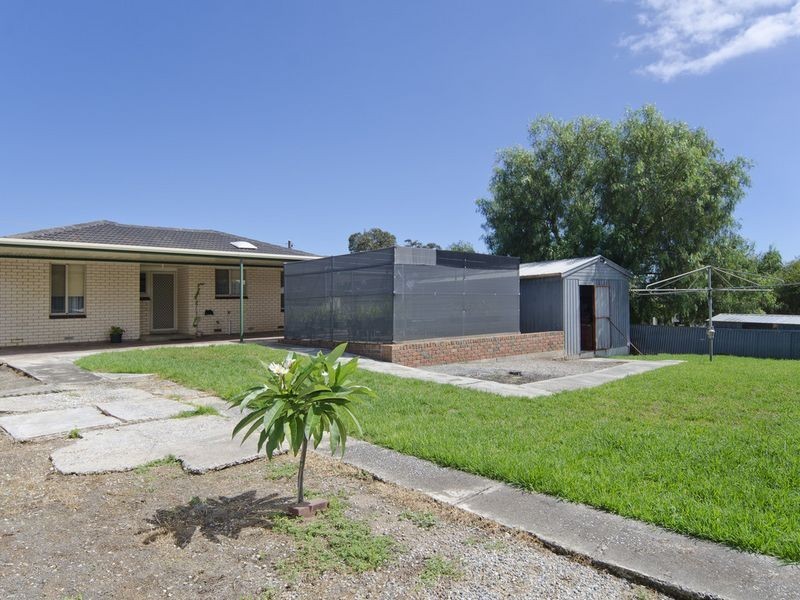 24 Woodstock Avenue, Christie Downs SA 5164