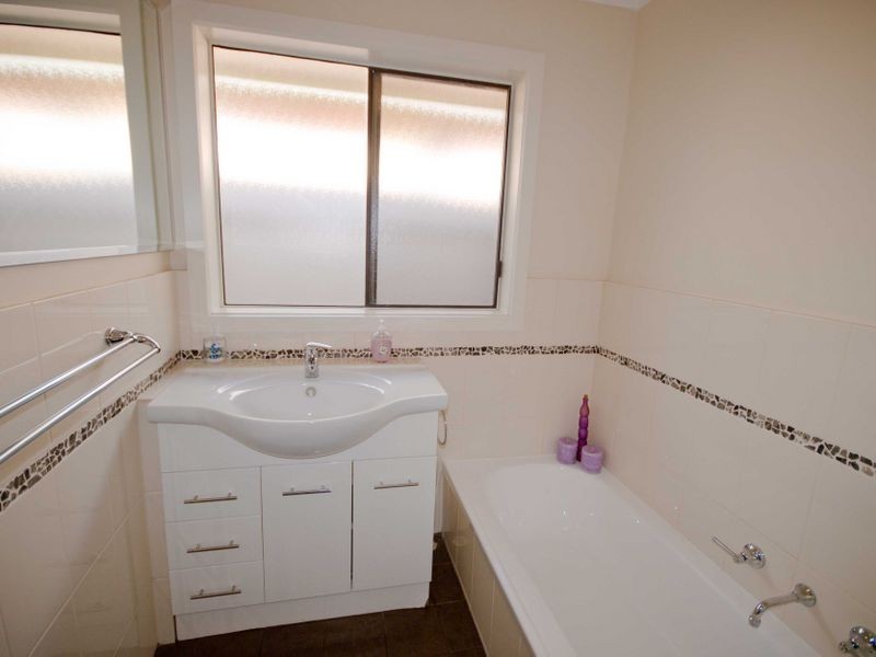 26 Williams Avenue, Hackham West SA 5163