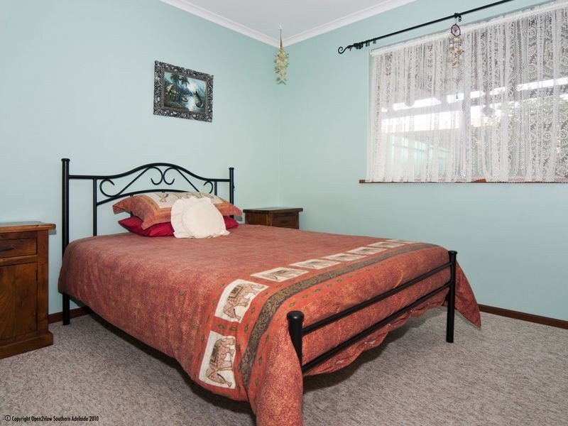 7 Ardross Crescent, Morphett Vale SA 5162