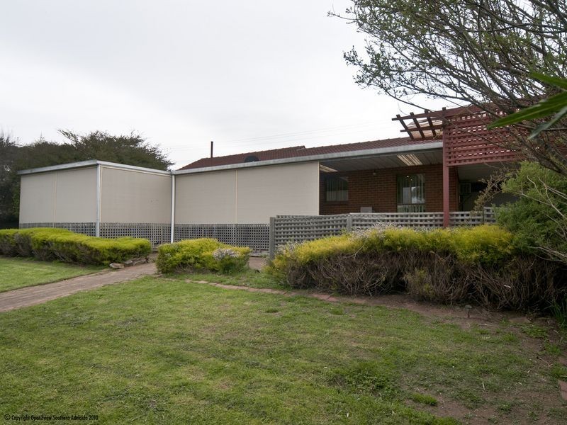 15 Wyong Road, O’sullivan Beach SA 5166