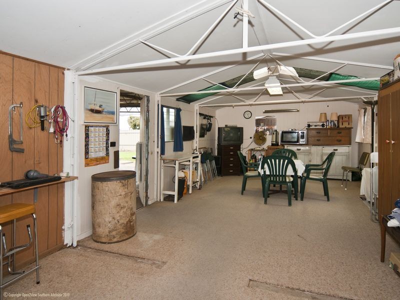 79 Cnr Lynton Avenue & Dyson Rd, Christies Beach SA 5165