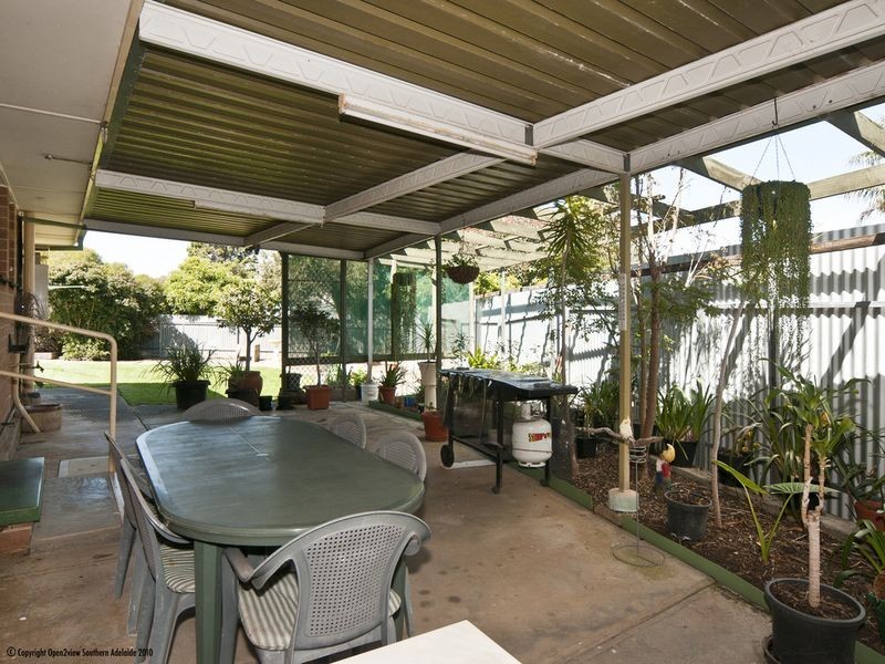 6 Brendan Street, Christie Downs SA 5164