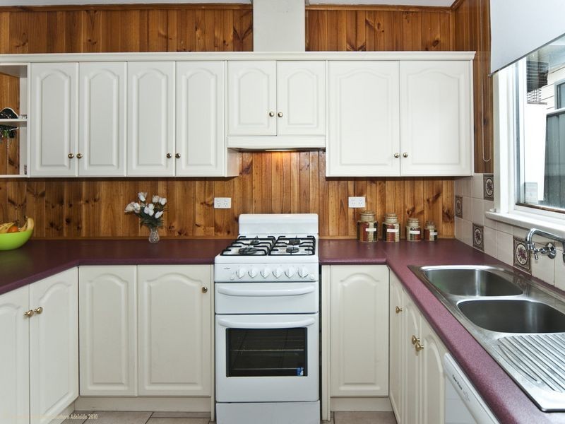 9 Taunton Parade, Christies Beach SA 5165