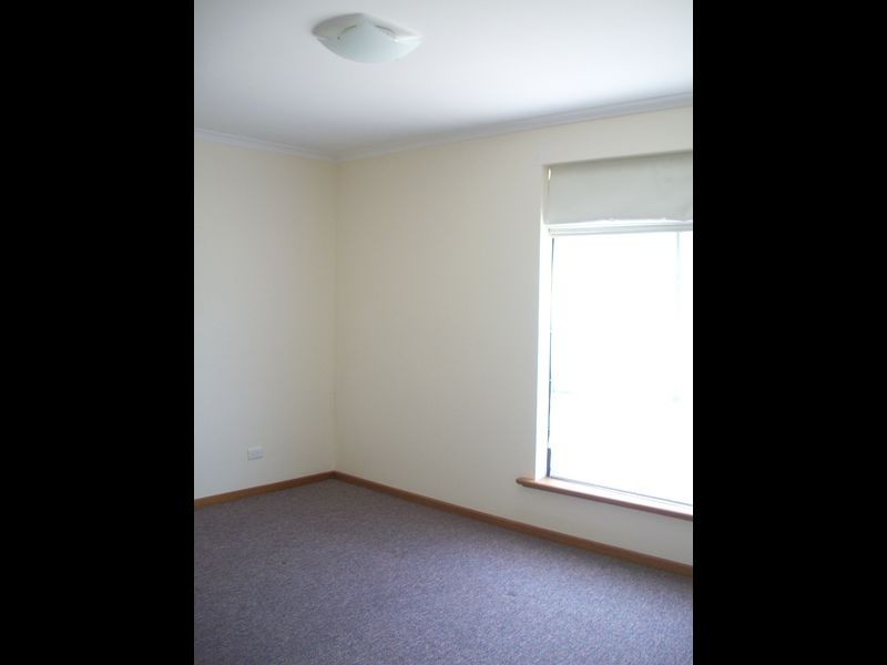 2/82 Beacon Crescent, Seaford SA 5169