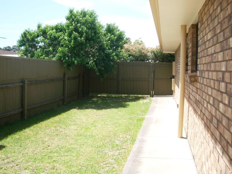 2/82 Beacon Crescent, Seaford SA 5169