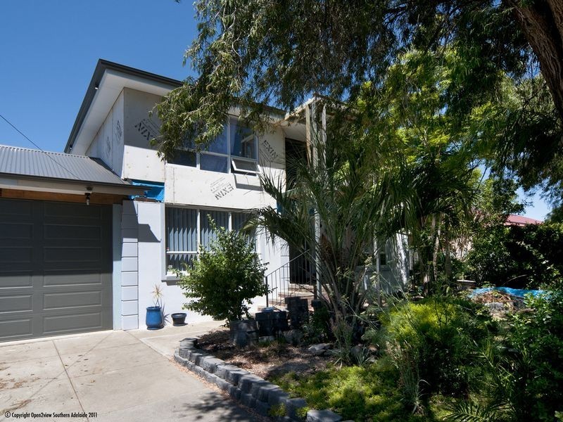 12 Freeman Avenue, Morphett Vale SA 5162