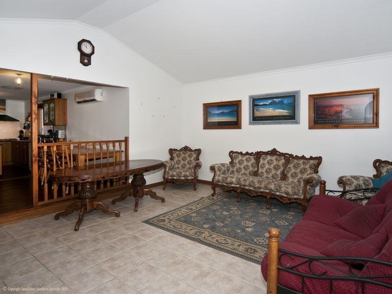 12 Freeman Avenue, Morphett Vale SA 5162