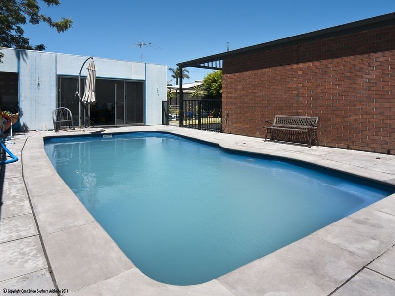 12 Freeman Avenue, Morphett Vale SA 5162