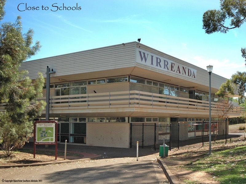 12 Freeman Avenue, Morphett Vale SA 5162