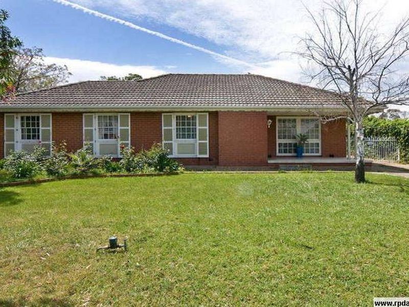 32 Christina Road, Christie Downs SA 5164