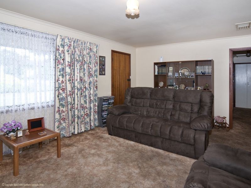 7 Guy Street, Christie Downs SA 5164