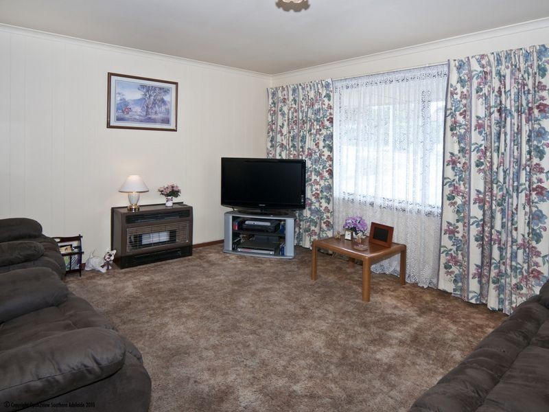 7 Guy Street, Christie Downs SA 5164