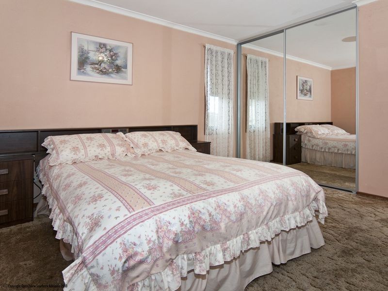 7 Guy Street, Christie Downs SA 5164