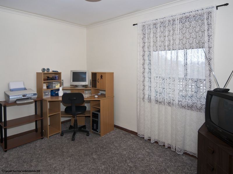 7 Guy Street, Christie Downs SA 5164