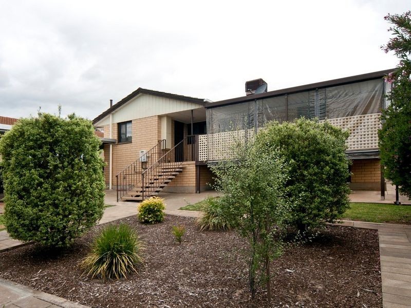 7 Guy Street, Christie Downs SA 5164